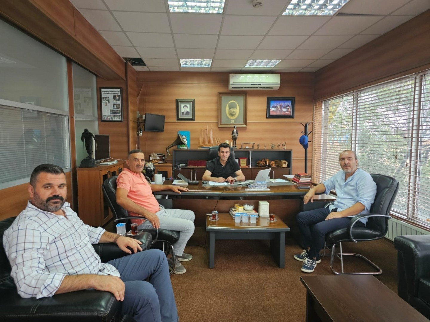 Odamız 12. Meslek Komite heyetinden Marmaraereğlisi Karayolu Yük Taşıma Kooperatifi, Kaptan Demir Çelik A.Ş ve Çorlu Şoförler Odası´na Ziyaret