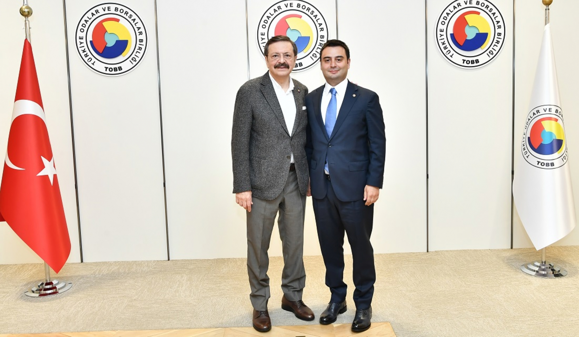Çorlu TSO Yönetim Kurulu Başkanı İzzet Volkan,  TOBB Başkanı  Sayın M. Rifat Hisarcıklıoğlu´nu  Makamında Ziyaret Etti