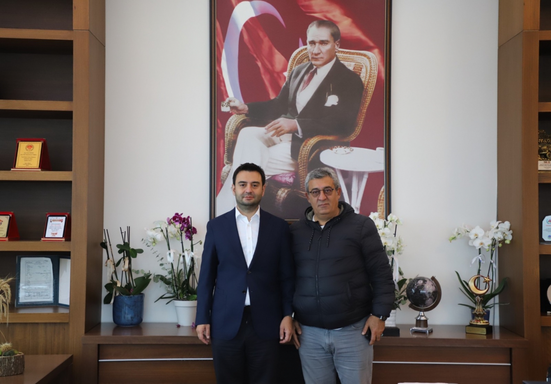 Ajans Tekirdağ İmtiyaz Sahibi Ruhan YALÇIN´dan Başkan İzzet VOLKAN´a Ziyaret