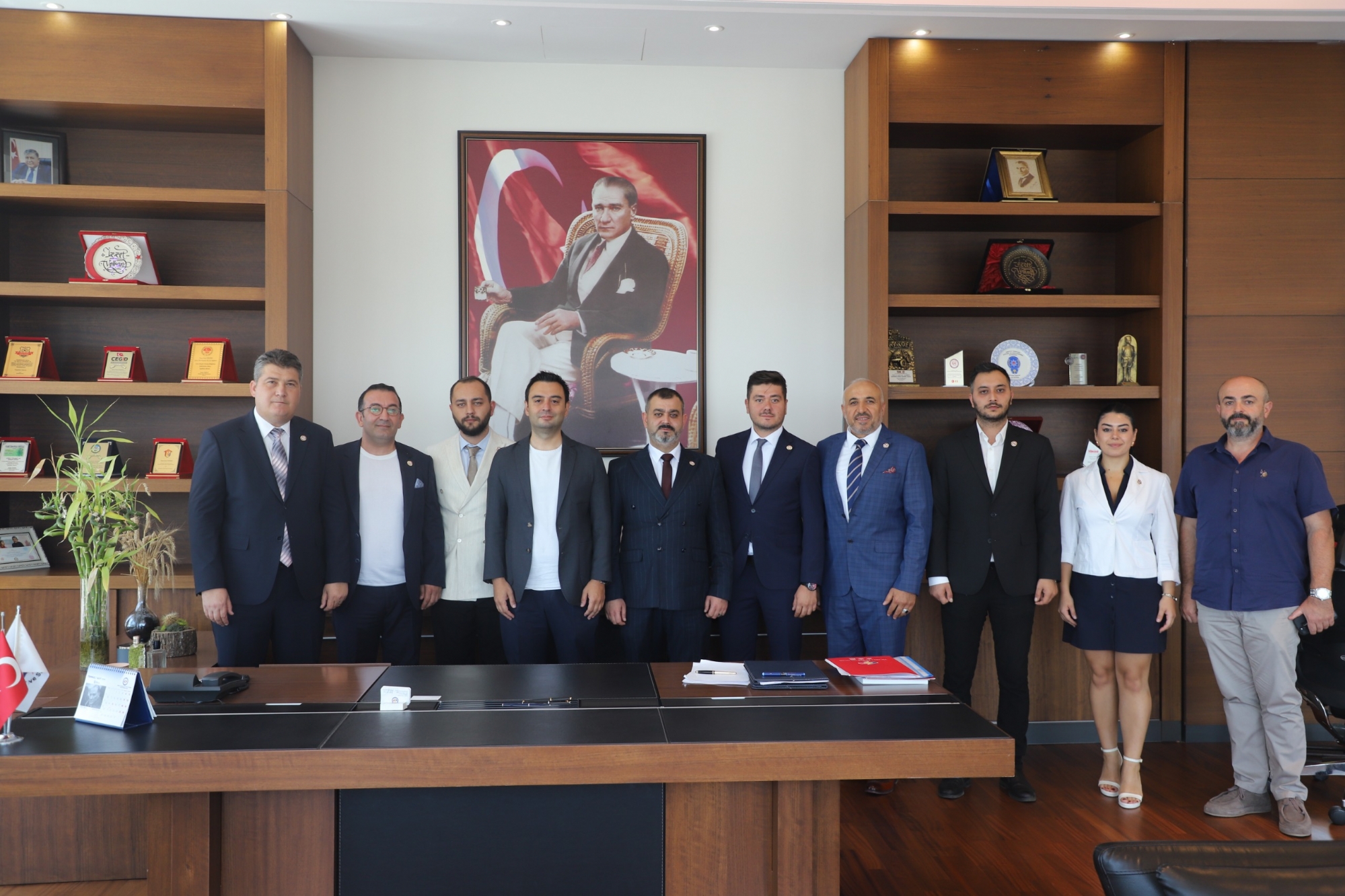 Tüm Kalkınma ve Girişimci İş İnsanları Derneği´nden Yönetim Kurulu Başkanı İzzet VOLKAN´a Ziyaret