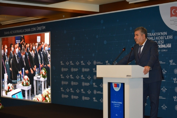 Odamz Ynetim Kurulu Bakan zzet Volkan, Sanayi ve Teknoloji Bakan Yardmcs  Sn. etin Ali Dnmez´in Terifleriyle  Dzenlenen Trakyann Verimli KOBleri  Projesinin Al Etkinliine Katlm Salad