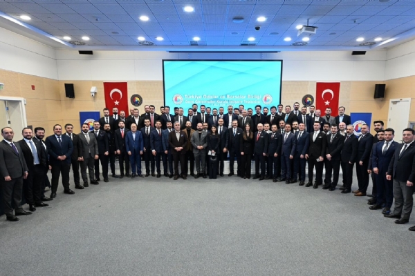 Tekirda� �l Gen� Giri�imciler Kurulu Ba�kan� �nder HARB�L� TOBB Gen� Giri�imciler Kurulu �sti�are Toplant�s�na Kat�ld�