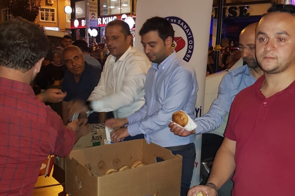 Odamz tarafndan 15 Temmuz ehitleri ve Tren Kazasnda Hayatn Kaybedenler in Mevlit Okutuldu