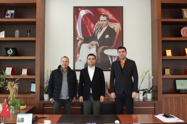 Modern Fen Bilimleri Anadolu Lisesi Kurucusu Mesut Öztürk ve Kurum Müdürü Yılmaz Şanlı Odamız Yönetim Kurulu Başkanı İzzet Volkan´a Ziyarette Bulundu