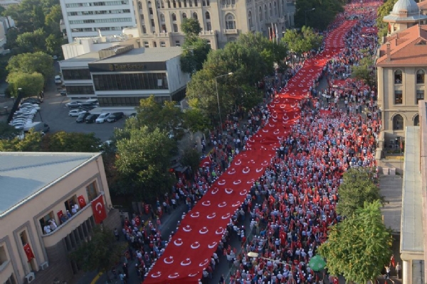 Çorlu TSO Teröre Hayır Kardeşliğe Evet Yürüyüşüne Katıldı
