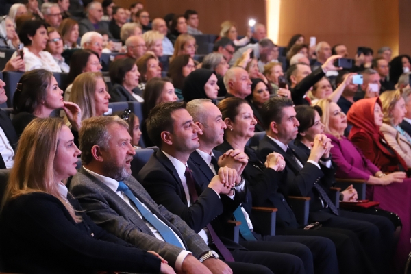 orlu Ticaret ve Sanayi Odas Ynetim Kurulu Bakan  zzet VOLKAN´n Ev Sahipliinde,  Kuzey Kbrs Trk Cumhuriyeti ve Azerbaycan  Temsilcilerinin Katlmyla Dzenlenen  Trk Dnyas  Forumu  Odamzda Gerekleti