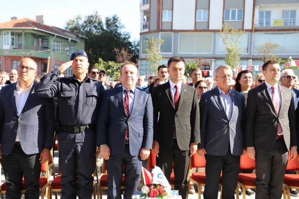 Odamız Yönetim Kurulu Başkanı İzzet VOLKAN Çorlu Belediyesi Emine Ali Yeter Çok Amaçlı Eğitim Merkezinin Açılışına Katıldı