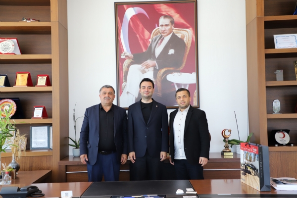 ie Bahe Mobilyalar Yetkilileri Odamz Ynetim Kurulu Bakan zzet VOLKAN´ Ziyaret Etti
