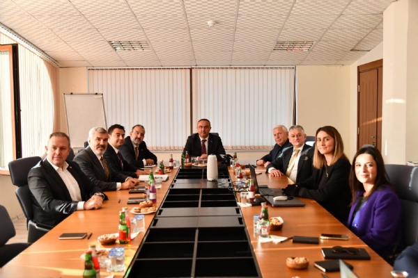 orlu Ticaret ve Sanayi Odas Ynetim Kurulu Bakan zzet VOLKAN Trakya Verimlilik Toplantsna Katld