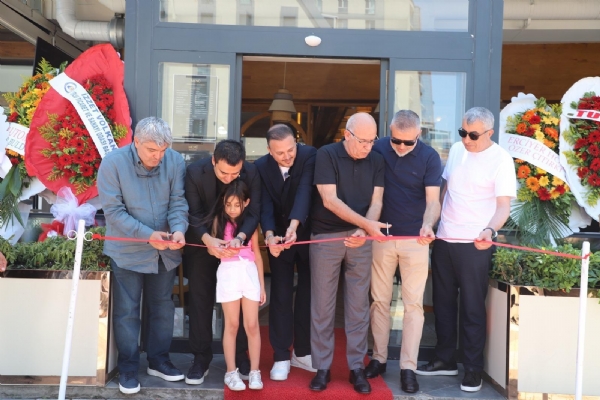 �orlu TSO Y�netim Kurulu Ba�kan� �zzet VOLKAN  Keyifhane ��letmesinin A��l�� T�renine Kat�ld�