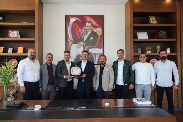 TRADER Ynetim Kurulu Odamz Ynetim Kurulu Bakan zzet Volkan Ziyaret Etti