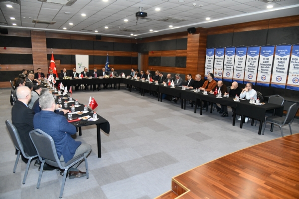 �orlu Ticaret ve Sanayi Odas� ile Trakya Kalk�nma Ajans�  �� Birli�inde D�zenlenen  Yerel Kalk�nma Hamlesi Program�n�n Detaylar�n�n Anlat�ld���  Bilgilendirme Toplant�s� Ger�ekle�ti