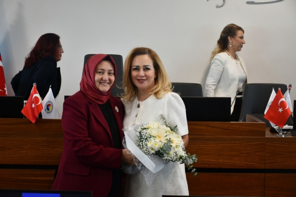 orlu Ticaret ve Sanayi Odas Ynetim Kurulu Bakan  zzet VOLKAN´n Ev Sahipliinde,  Kuzey Kbrs Trk Cumhuriyeti ve Azerbaycan  Temsilcilerinin Katlmyla Dzenlenen  Trk Dnyas  Forumu  Odamzda Gerekleti