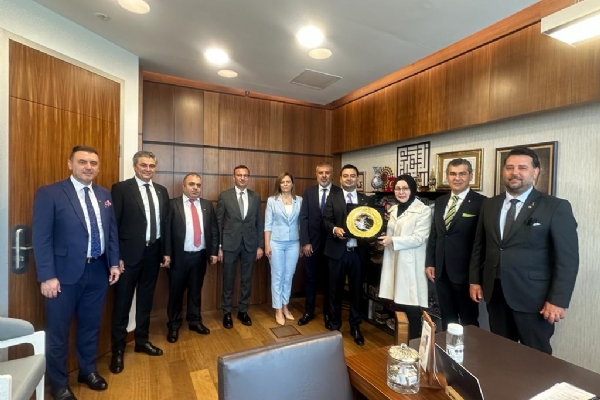 Çorlu TSO´dan Ak Parti Tekirdağ Milletvekili Sayın Çiğdem Koncagül´e Ziyaret