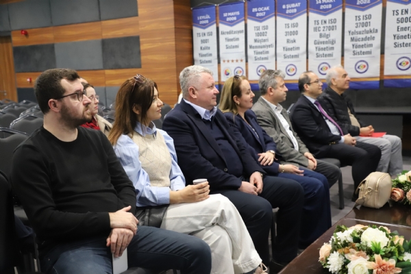 Odam�z Taraf�ndan D�zenlenen  �Yeni Nesil Sat�� Teknikleri ve Gelece�in Sigortac�l�k Sekt�r� �al��tay�� Ger�ekle�ti