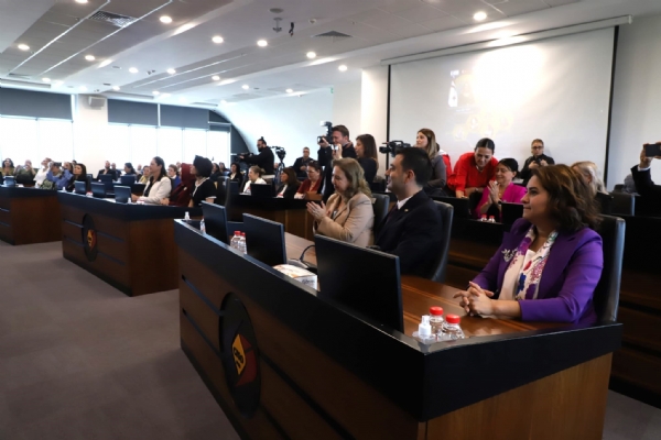 orlu Ticaret ve Sanayi Odas Ynetim Kurulu Bakan  zzet VOLKAN´n Ev Sahipliinde,  Kuzey Kbrs Trk Cumhuriyeti ve Azerbaycan  Temsilcilerinin Katlmyla Dzenlenen  Trk Dnyas  Forumu  Odamzda Gerekleti