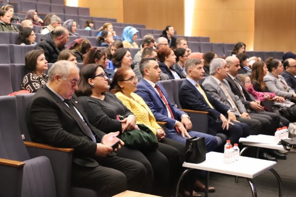 �orlu TSO, Tekirda� Otizim ve �zel Bireyleri Destekleme  Derne�i ve �stanbul Kent �niversitesi �� Birli�inde D�zenlenen  �Otizm ve �zel Gereksinimli Birey Ailelerinde T�kenmi�lik  Sendromu ve Psikososyal Destek Semineri� Ger�ekle�ti