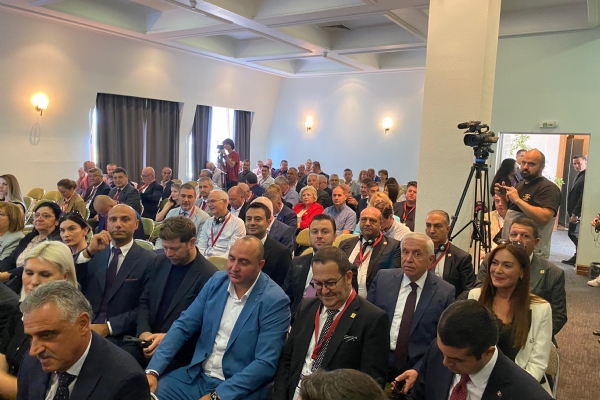 Odamz Ynetim Kurulu Bakan zzet Volkan, Plovdivde BULT Ev sahipliinde Dzenlenen Uluslararas Ekonomi Forumuna Katld