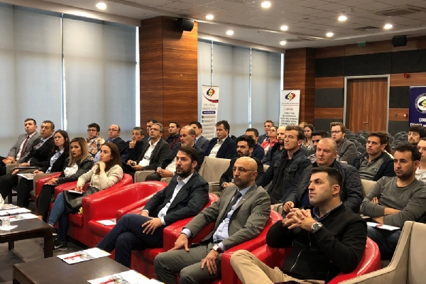 Odamzda Yaln/Dijital Dnm ve Operasyonel Mkemmellik Semineri Gerekleti