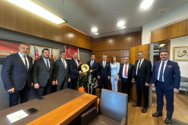 Çorlu TSO´dan Ak Parti Tekirdağ Milletvekili Sayın Mestan Özcan´a Ziyaret