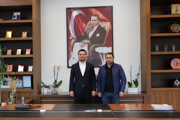 Göçmen Baklavaları Kurucusu Sayın Salim GUBAT Odamız Yönetim Kurulu Başkanı İzzet VOLKAN´ı Ziyaret Etti