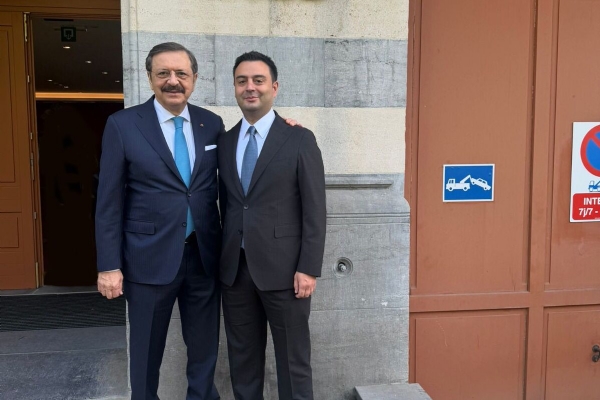 Odam�z Y�netim Kurulu Ba�kan� �zzet VOLKAN Br�kselde D�zenlenen �st D�zey Yuvarlak Masa Toplant�s�na Kat�ld�