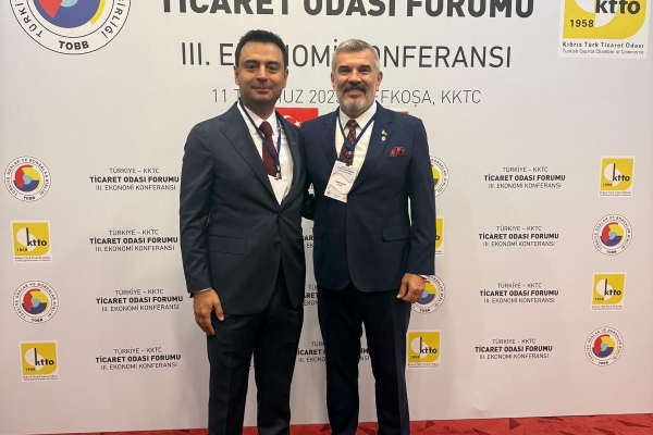 orlu Ticaret ve Sanayi Odas Ynetimi  Kbrs Trk Ticaret Odas ve Trkiye Odalar ve Borsalar Birlii birliinde Dzenlenen Trkiye-KKTC Ticaret Odas Forumu III. Ekonomi Konferansna Katlm Salad