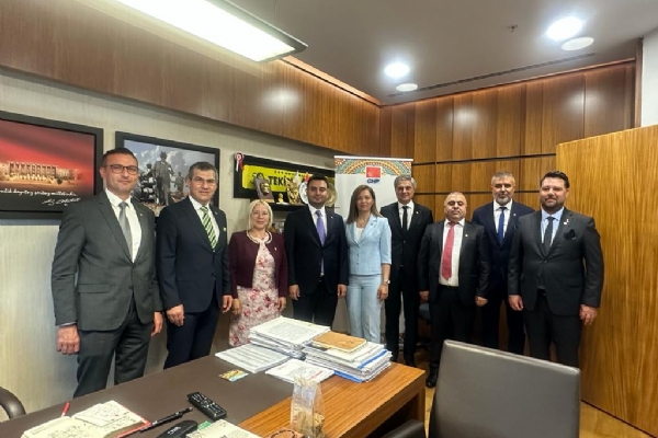 Çorlu TSO´dan CHP Tekirdağ Milletvekili Sayın Nurten Yontar´a Ziyaret