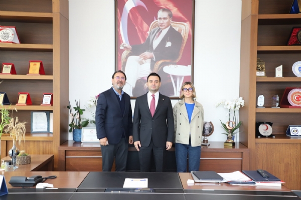 Hasefe Me�rubat Yetkililerinden Odam�z Y�netim Kurulu Ba�kan� �zzet VOLKAN&acute;a Tebrik Ziyareti