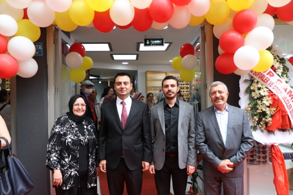 �orlu TSO Y�netim Kurulu Ba�kan� �zzet VOLKAN, Bar�� Optik�in A��l���na Kat�ld�
