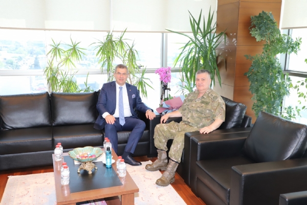 �orlu 5. Kolordu ve Garnizon Komutan� T�mgeneral  Say�n Mehmet Cafer AKSOYT�RK&acute;ten  Odam�z Meclis Ba�kan� Erdim NOYAN&acute;a Ziyaret