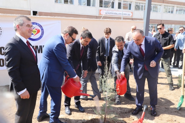 TOBB Başkanı Sayın M. Rifat HİSARCIKLIOĞLU´nun Katılımıyla Çorluya Kazandırılan TOBB Anaokulu´nun Açılış Töreni Gerçekleşti