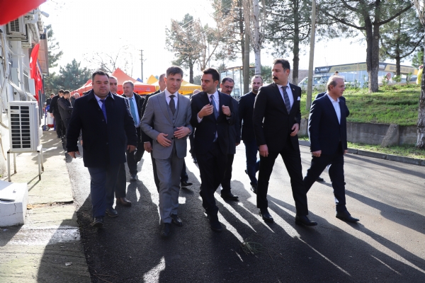 Mavi Yaka Mesleki E�itim Merkezinin  A��l�� T�reni Ger�ekle�ti