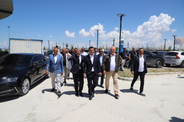 �orlu TSO Heyetinden Van 7. D�nya Kahvalt� G�n� Etkinli�ine ve Van TSO�ya Ziyaret