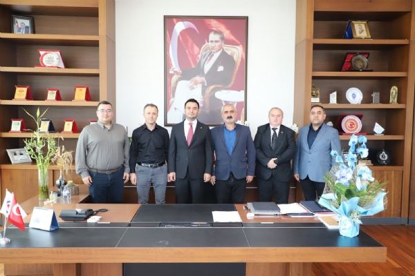 �orlu TSO 16. Meslek Komitesinden Odam�z Y�netim Kurulu Ba�kan� �zzet VOLKANa Tebrik Ziyareti