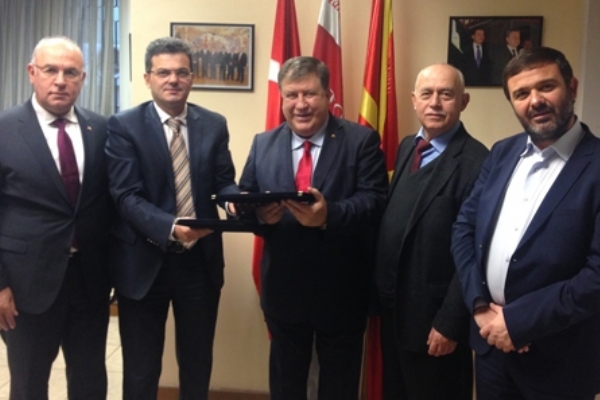 Çorlu Ticaret ve Sanayi Odası ve Makedonya-Türkiye Ticaret Odası Arasında Kardeş Oda Protokolü İmzalandı