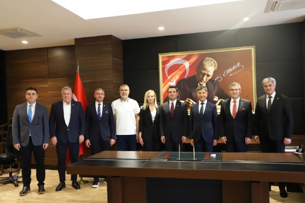 orlu Ticaret ve Sanayi Odasndan orlu Kaymakaml Grevine Atanan Sayn Niyazi ERTENe Ziyaret