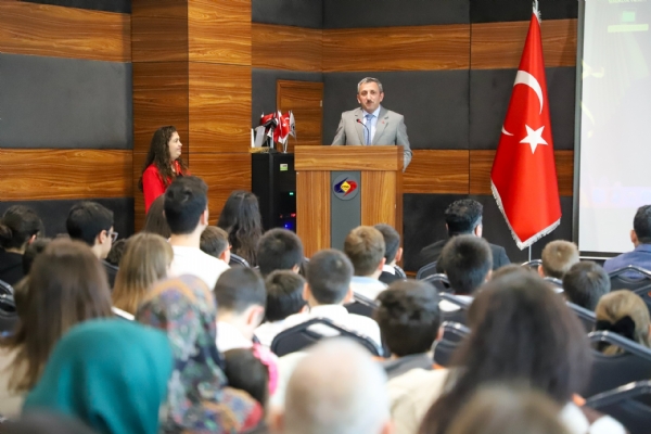 Odamız Ev Sahipliğinde Uluslararası Arenada Başarı Kazanan BİLSEM Öğrencilerine Ödül Töreni Düzenlendi