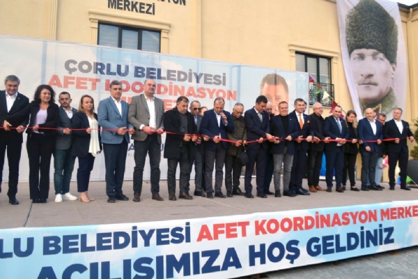 Odamız Meclis Başkanı Erdim Noyan ve Yönetim Kurulu Başkan Yardımcısı Cem Tunalı, Çorlu Belediyesi Afet Koordinasyon Merkezi Açılış Törenine Katıldı