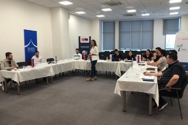 Çorlu Ticaret ve Sanayi Odası ve Trakya Kalkınma Ajansı İş Birliğinde Düzenlenen Basınçlı Hava Sistemleri Eğitimi Gerçekleşti