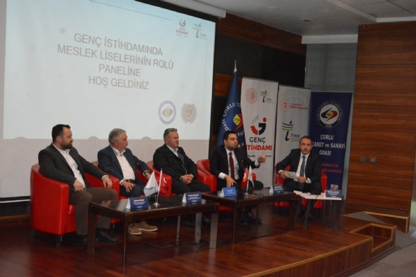 Trakya Kalkınma Ajansı ve Ahi Evran Mesleki ve Teknik Anadolu Lisesi İş Birliğinde Düzenlenen “Genç İstihdamında Meslek Liselerinin Rolü” Paneli Odamız Ev Sahipliğinde Gerçekleşti