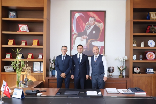 Simpa� Holding&acute;den Odam�z Y�netim Kurulu Ba�kan� �zzet VOLKAN&acute;a Tebrik Ziyareti