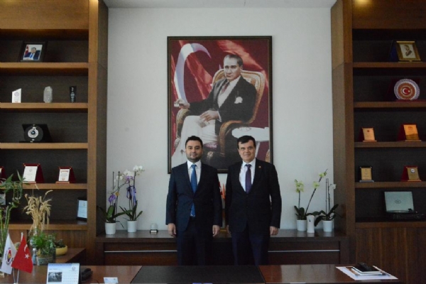CHP Tekirdağ Milletvekili Aday Adayı Sayın Sedat Tekneci, Odamız Yönetim Kurulu Başkanı İzzet Volkan´a Ziyarette Bulundu