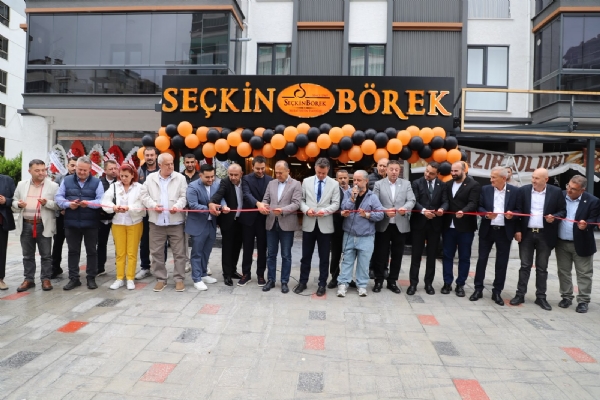 Yönetim Kurulu Başkanı İzzet VOLKAN, Seçkin Börek´in Açılışına Katılım Sağladı