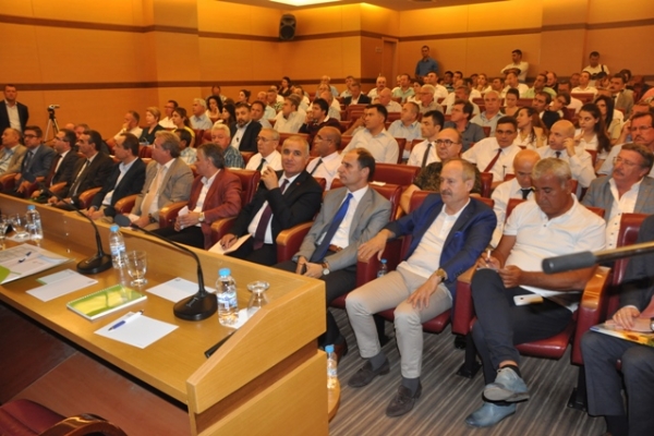 İbrahim Gönül, Tarım Sektörü Ekonomi Toplantısı´na İştirak Etti