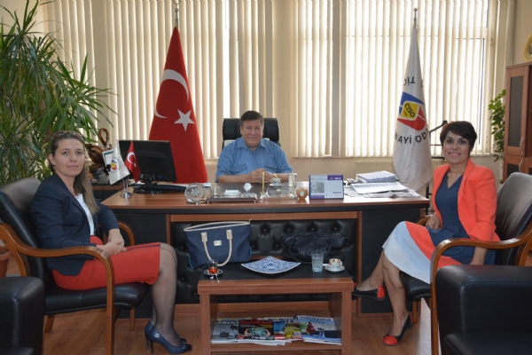 Halkbankas Yeni orlu ube Mdrl´nden Enis Sln´e Ziyaret