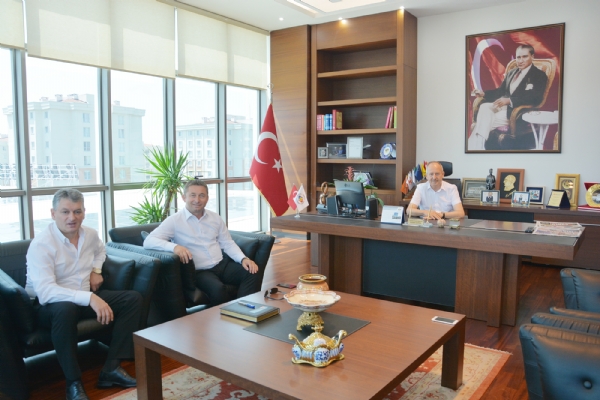 Tekirda ve erkezky TSO Ynetim Kurulu Bakanlar´ndan Odamz´a Ziyaret