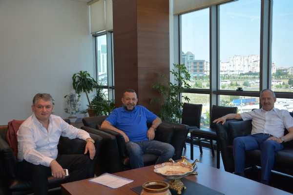 Odamz Eski Meclis Bakan hsan Erik´ten Ynetim Kurulu Bakanmz brahim Gnl´e Ziyaret
