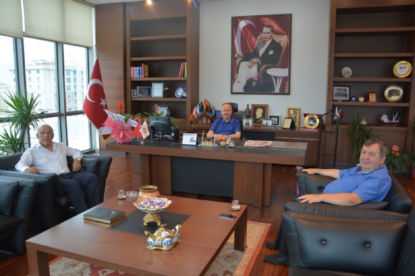 orlu  Koleji´nden Ynetim Kurulu Bakanmz brahim Gnl´e Ziyaret