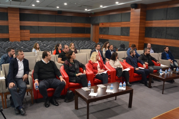 Basn Mensuplarna Ynelik Medya Hukuku Eitimi Odamzda Gerekleti